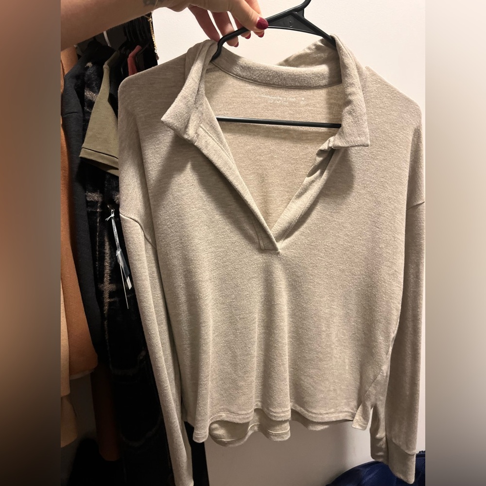 A&F soft and cozy sweater